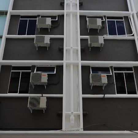 Kuok Pin Hotel Kuching Buitenkant foto