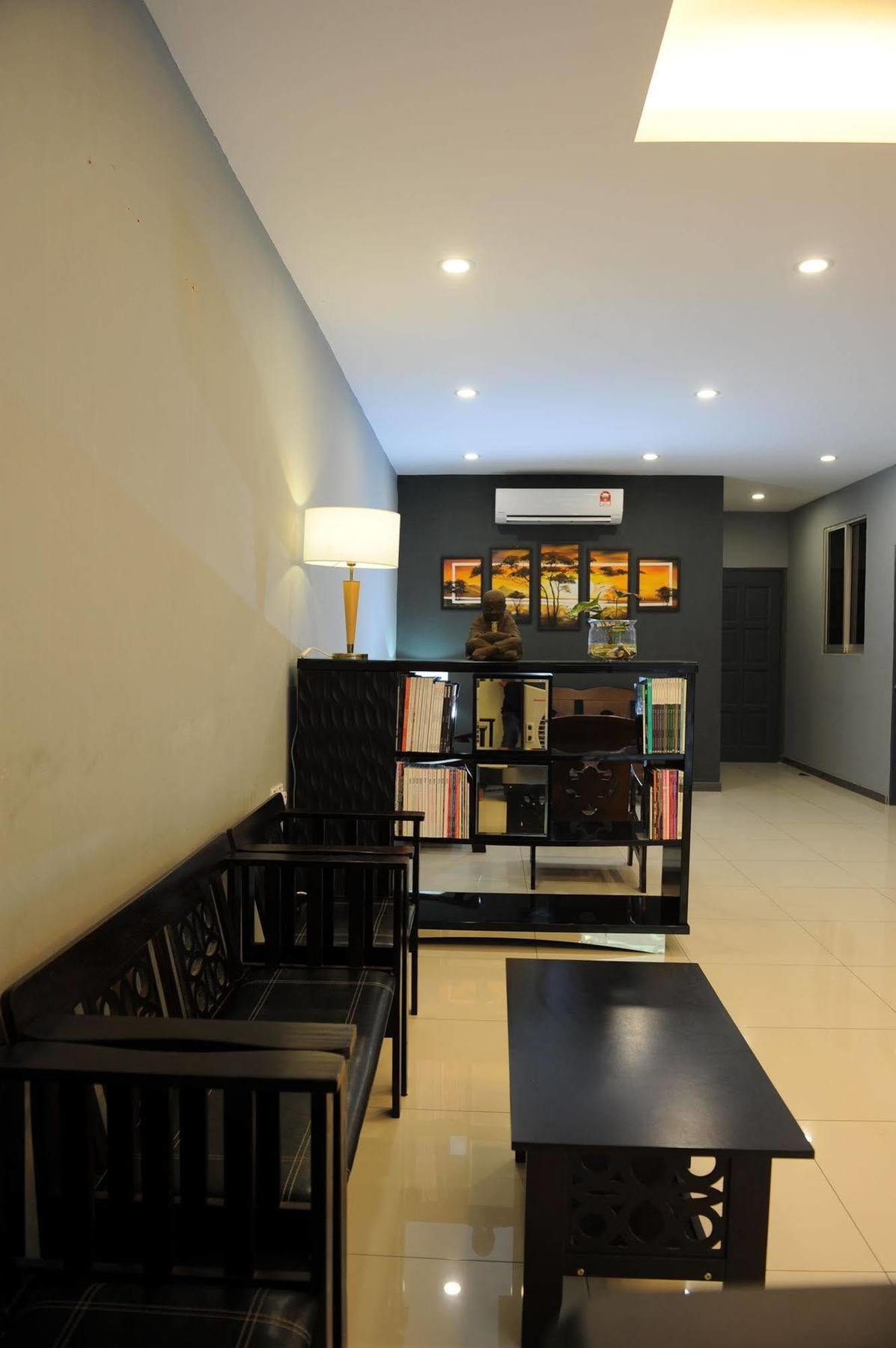 Kuok Pin Hotel Kuching Buitenkant foto