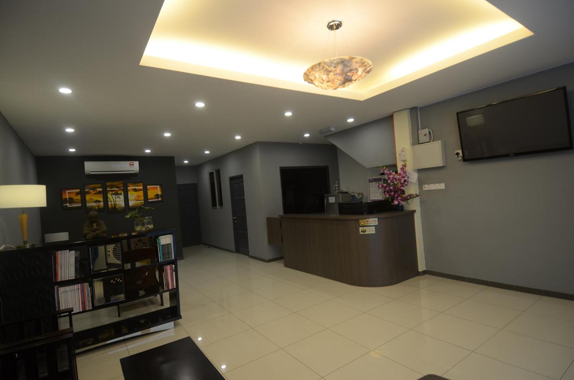 Kuok Pin Hotel Kuching Buitenkant foto
